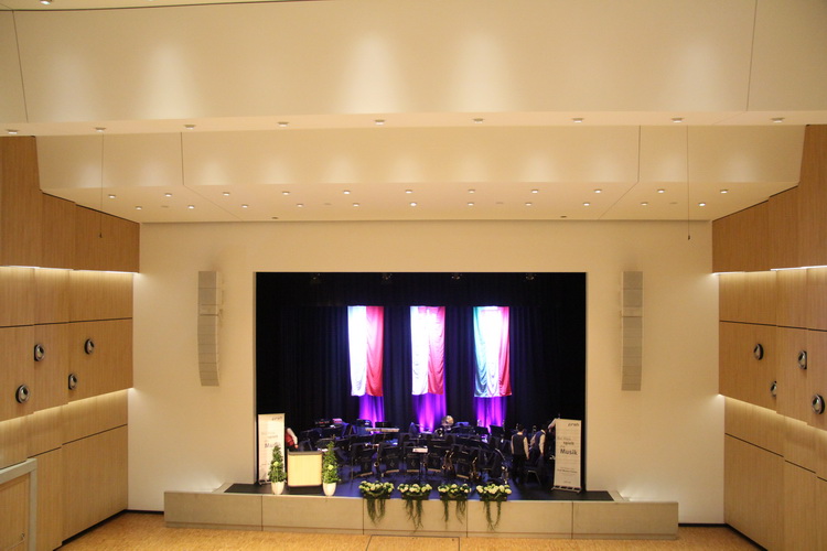 Innen-Aufnahme Stadthalle Bad Neustadt