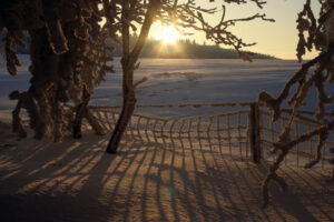 Sonnenuntergang im Winter am Kreuzberg